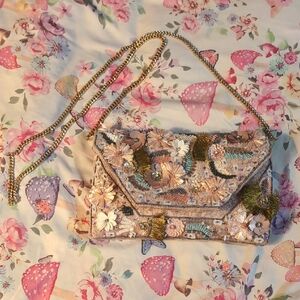 Lulu's Multicolor Floral Embroidered Clutch